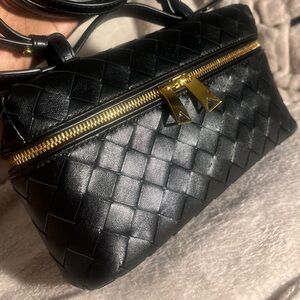 NWT BOTTEGA VENETA: BANG BANG VANITY CROSSBODY IN BLACK